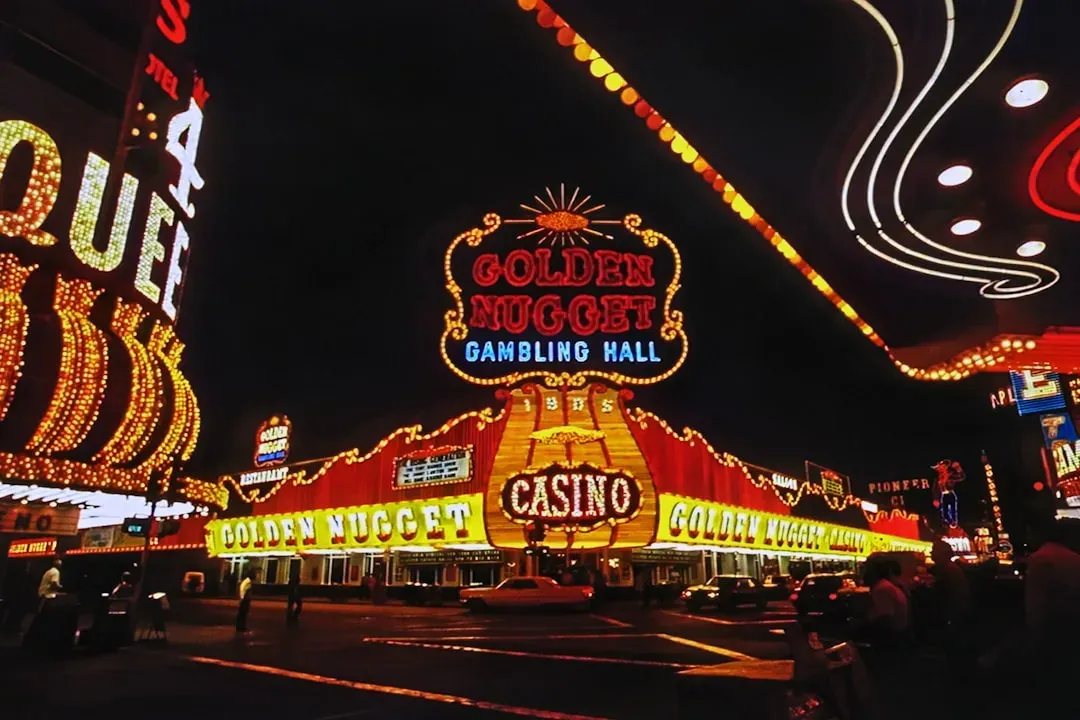 Las Vegas Shows Just How Far Resort Fees Can Push Visitors Away (Image Credits: Unsplash)