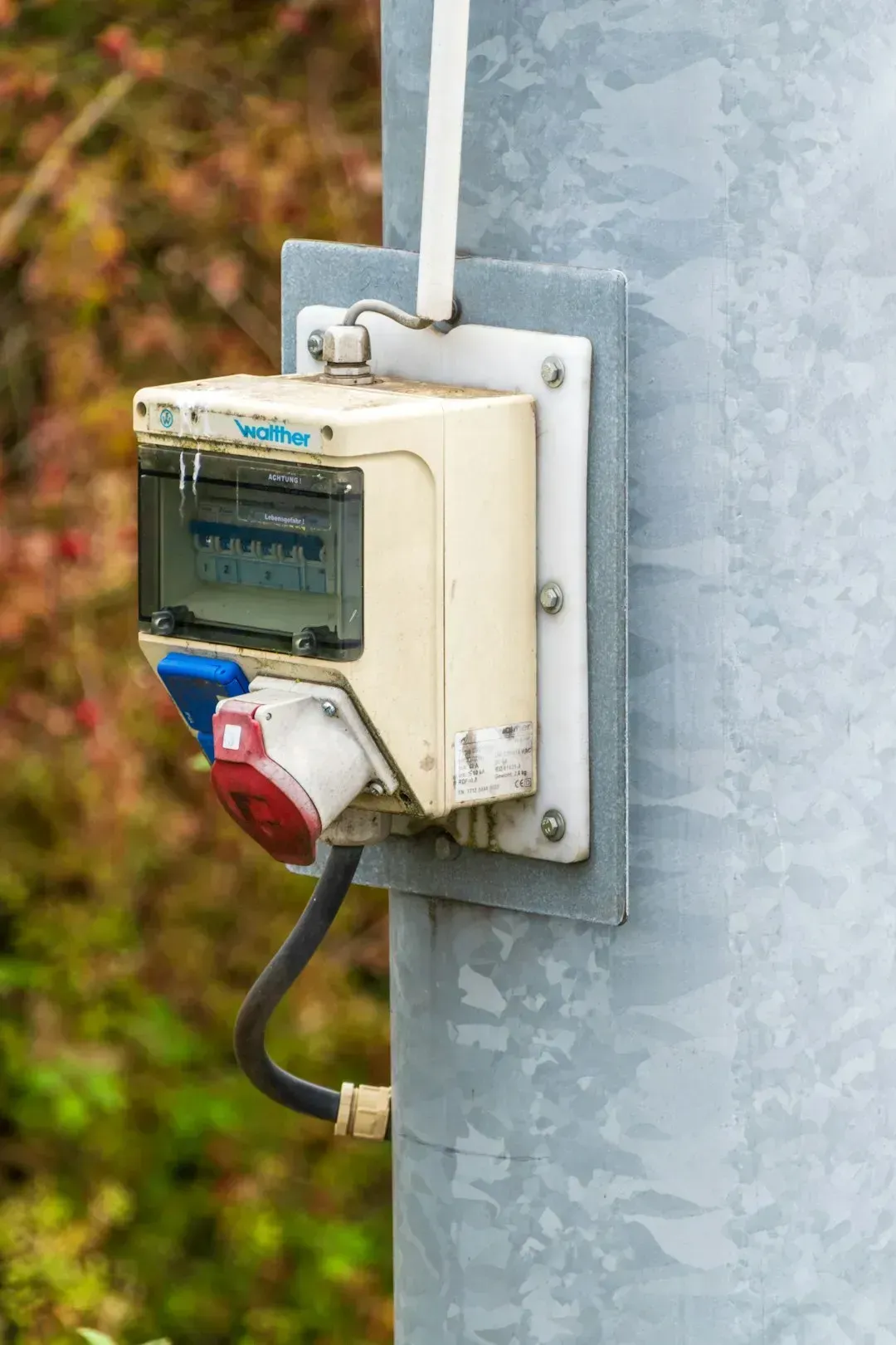 Outdoor Receptacles Without Weatherproof Covers (Image Credits: Unsplash)