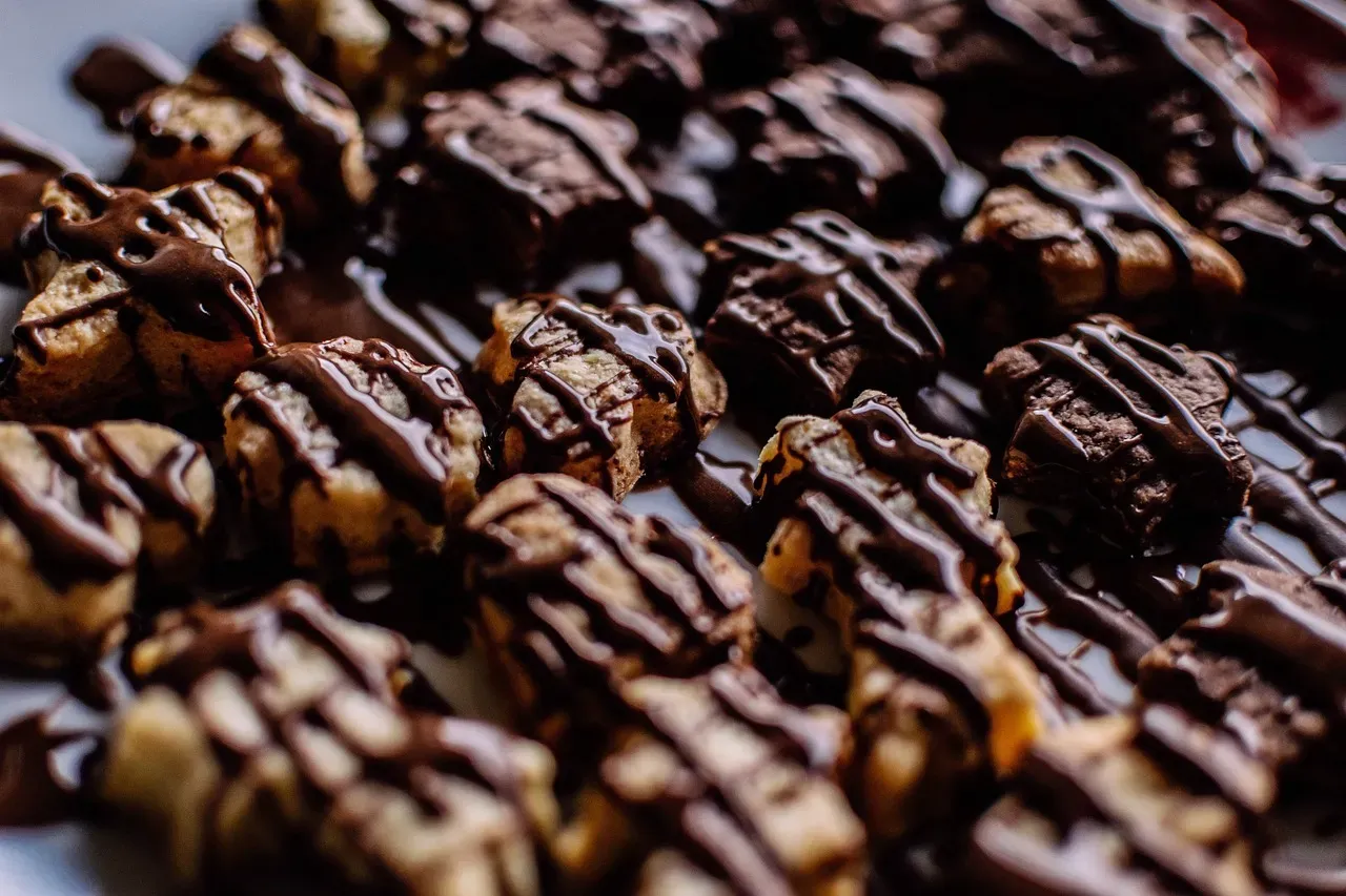 Chocolate Crinkle Cookies (Image Credits: Pixabay)