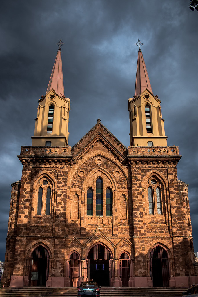 Minas Gerais Church Architecture - Golden Age Curves and Innovation (image credits: flickr)