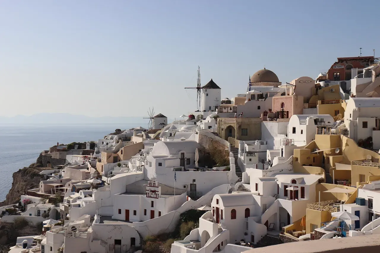 6. Santorini, Greece - Too Beautiful for Its Own Good (Image Credits: Pixabay)