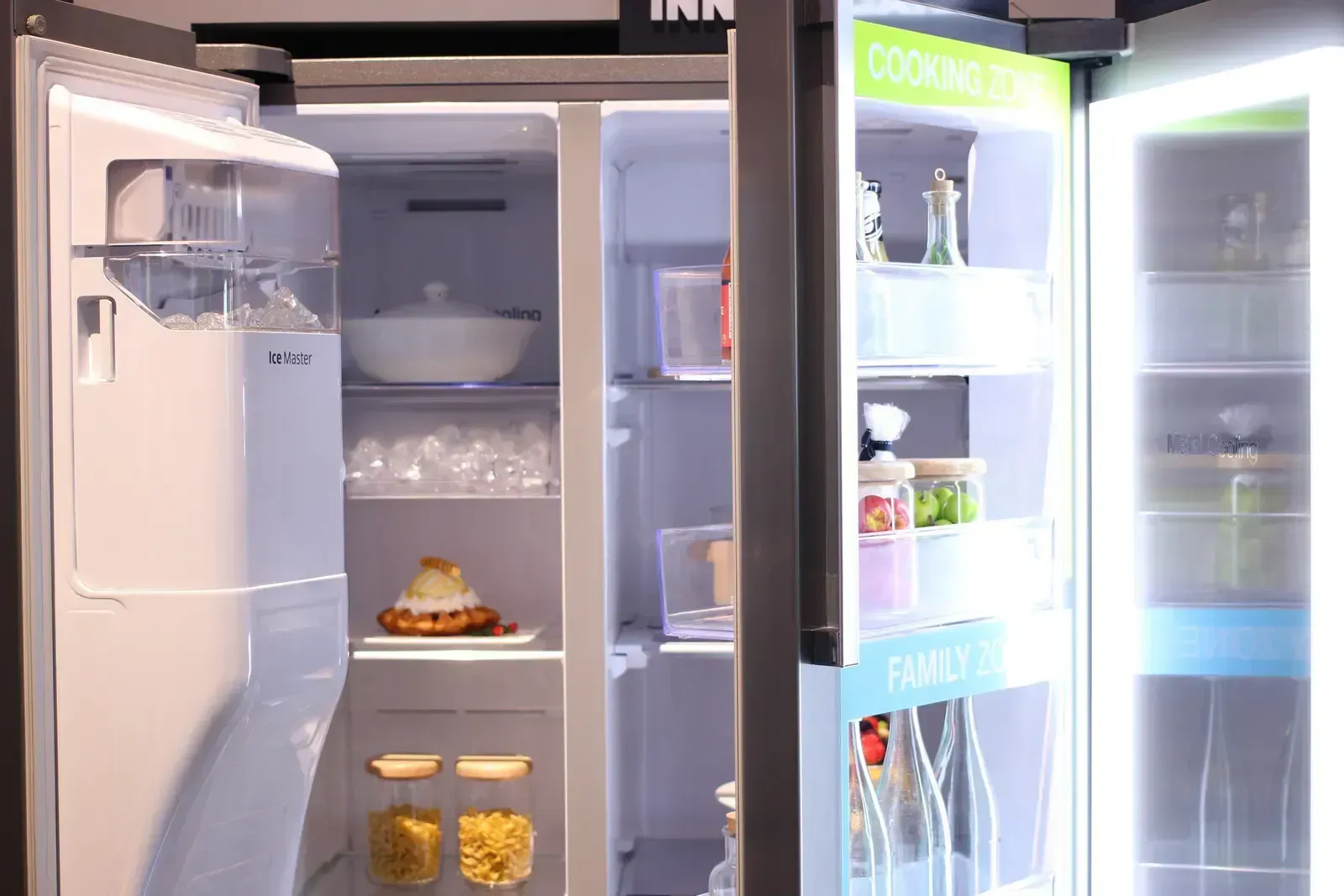 Updated Refrigerators with Modern Features (Image Credits: Wikimedia)