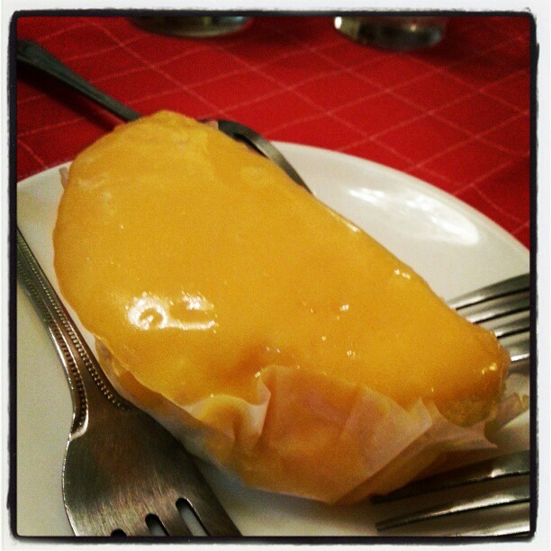 Banana Flips: The Half-Moon Cake Treat (Image Credits: Flickr)
