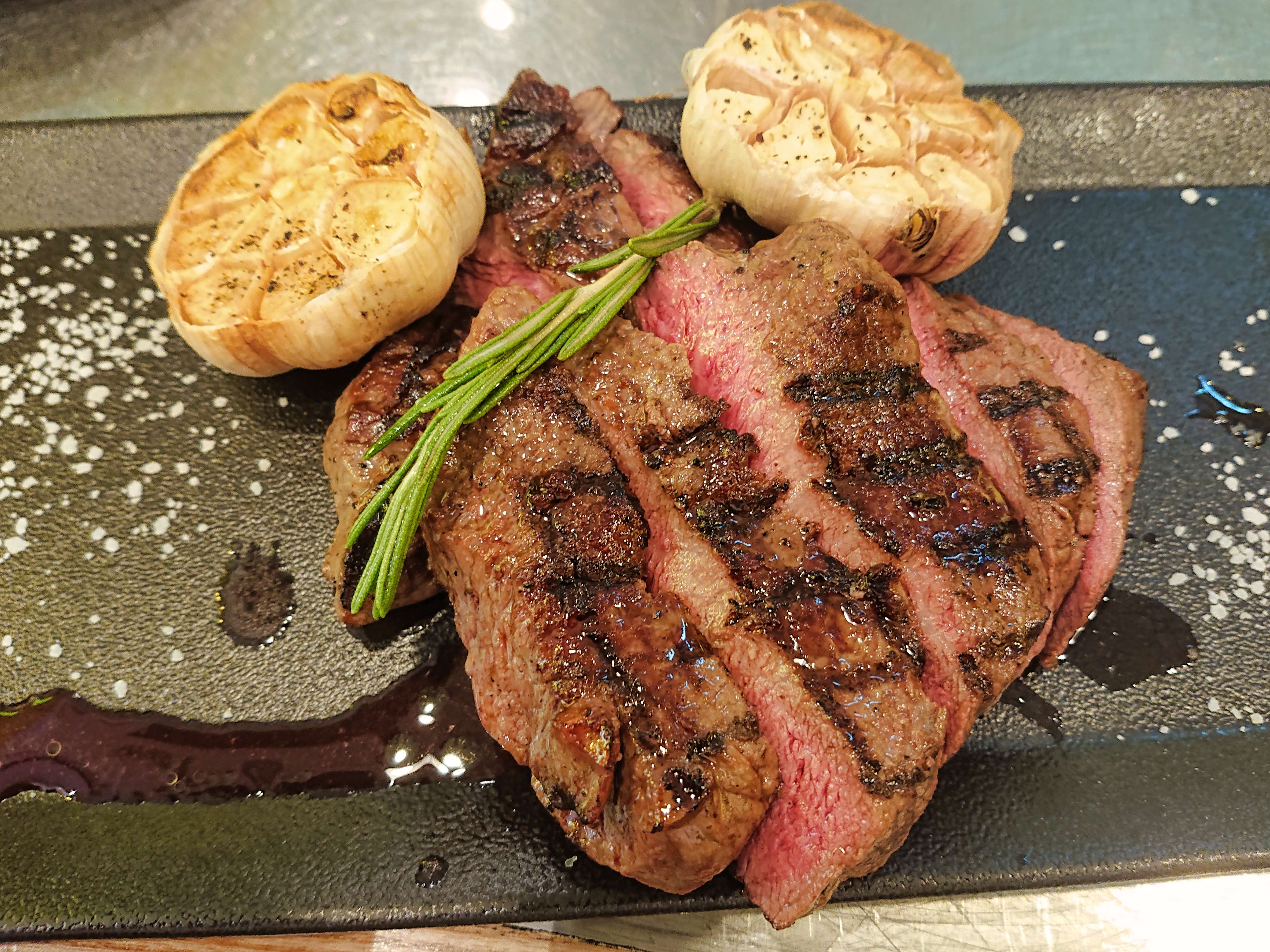 Flat Iron: Second Only to Filet Mignon in Tenderness (Image Credits: Wikimedia)