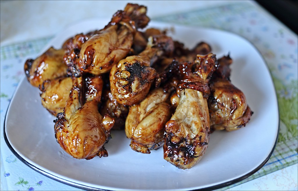 Asian-Style Honey Garlic Chicken Thighs (image credits: flickr)