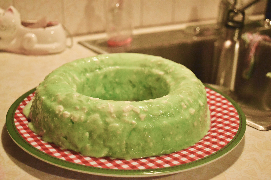 Jell-O Salads - The Wobbly Wonders That Defied Logic (image credits: flickr)