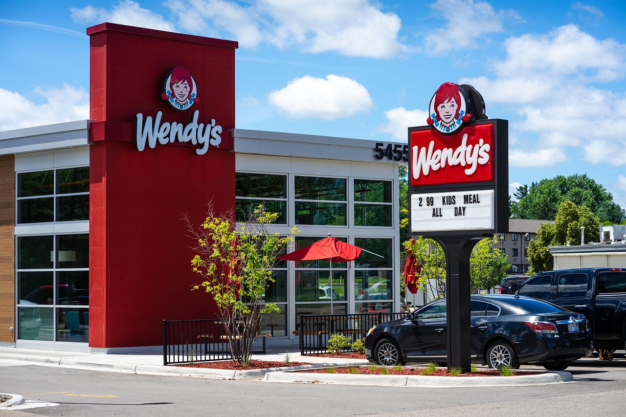 Wendy's AI-Powered Drive-Thru with FreshAI Technology (Image Credits: Pixabay)