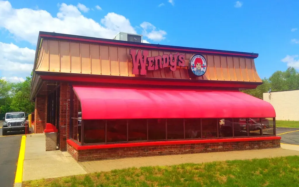 8. Wendy's Dave's Single (Image Credits: Flickr)