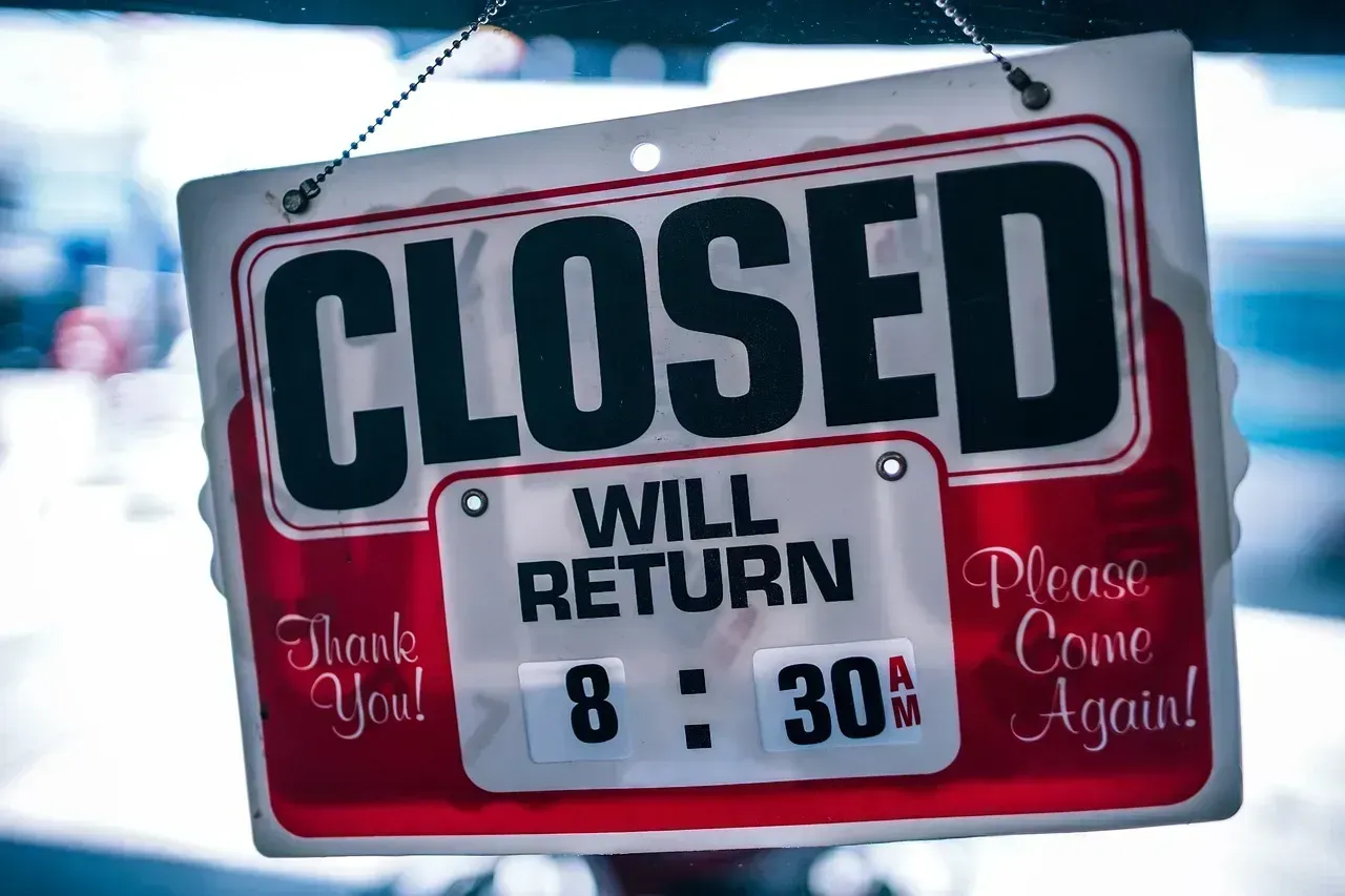 Stores May Stay Open Past Closing If They're Making Money (Image Credits: Pixabay)