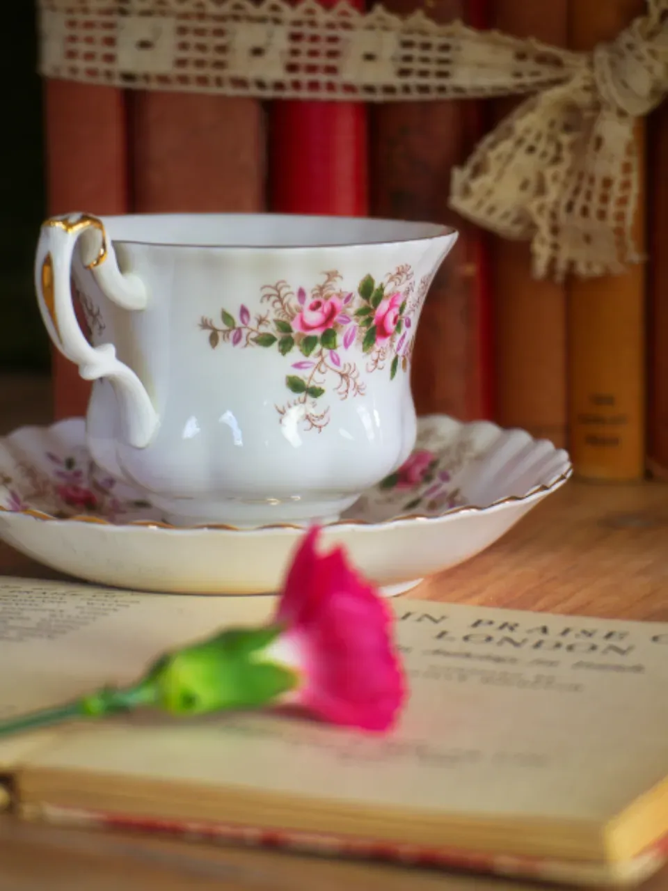 Meissen Ming Dragon Red (Image Credits: Stocksnap)