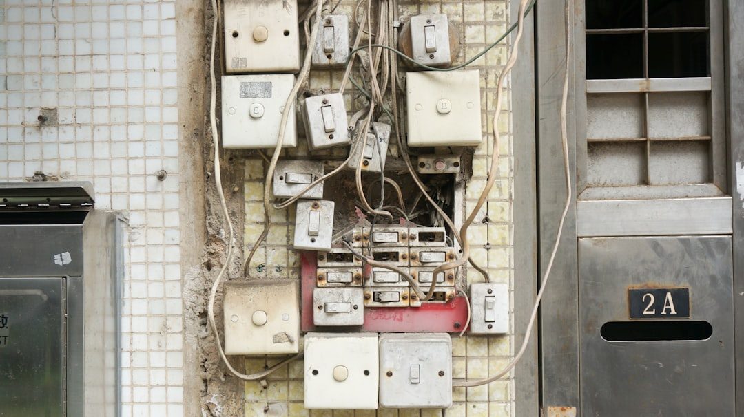 Ungrounded Three-Prong Outlets (Image Credits: Unsplash)