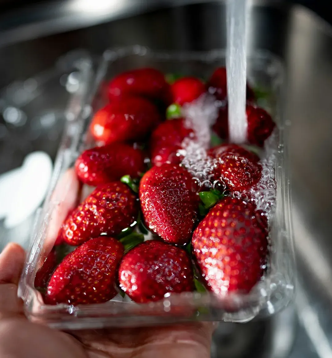 Using Soap or Commercial Produce Washes Is Actually Dangerous (Image Credits: Unsplash)