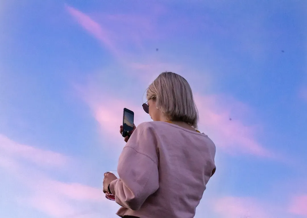 Put the phone away during key moments (Image Credits: Unsplash)