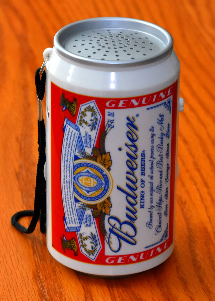 Vintage Reading Beer and Regional Rarities (Image Credits: Flickr)