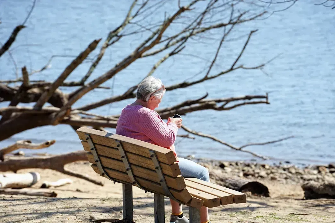 The Reality Check: Current Retirement Struggles (Image Credits: Unsplash)