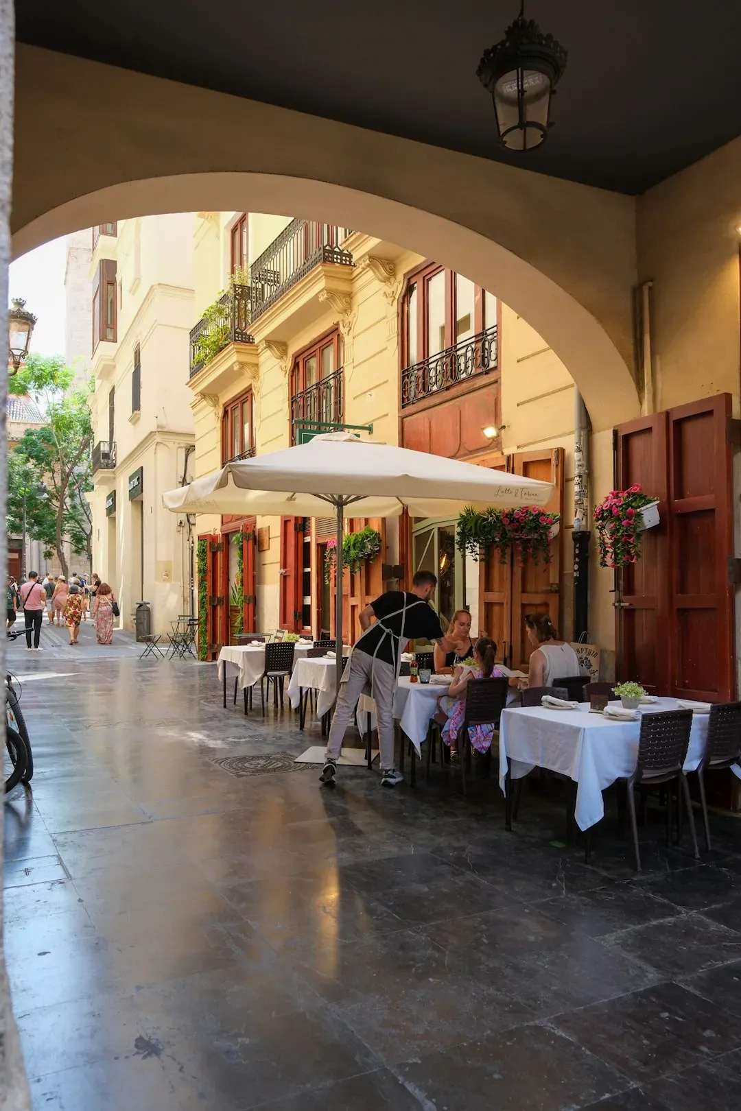 Spain – Where Mediterranean Lifestyle Meets Reasonable Requirements (Image Credits: Unsplash)