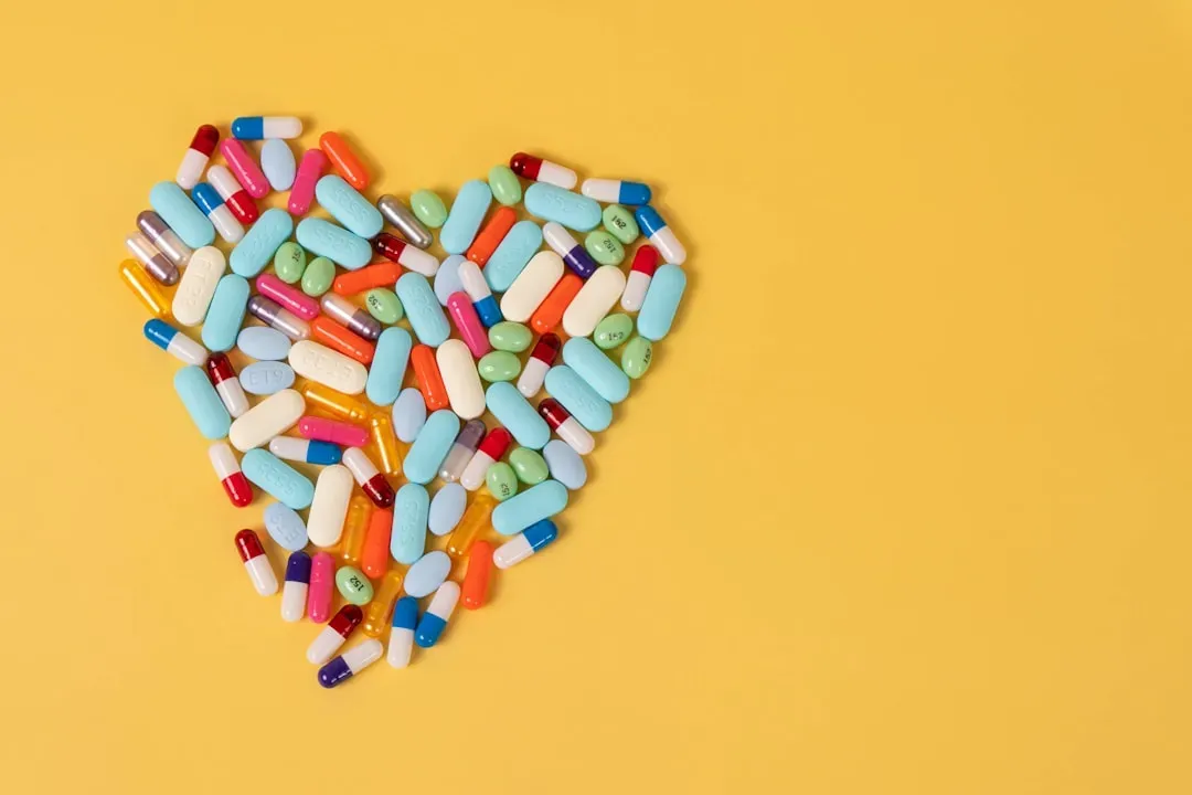 Ibuprofen and NSAIDs: Heart Dangers Hidden in Pain Relief (Image Credits: Unsplash)