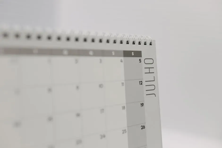 Making Peace with an Empty Calendar (Image Credits: Pexels)