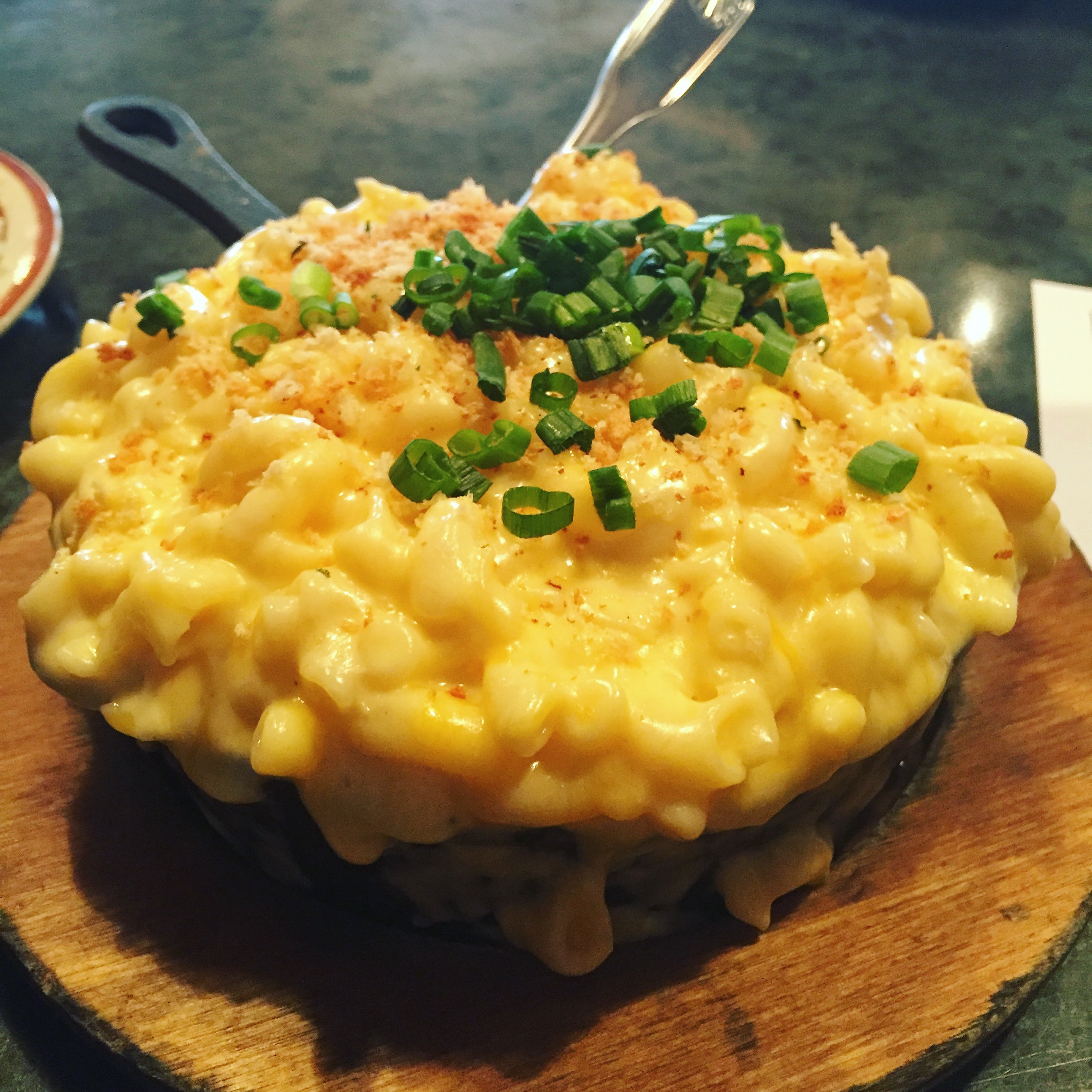 Current Data Shows Comfort Food Popularity Peaks (Image Credits: Wikimedia)