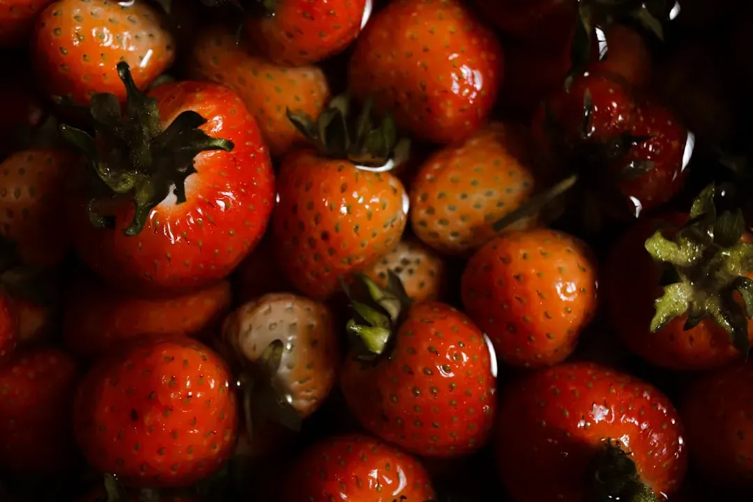 4. Strawberries and Balsamic Vinegar (Image Credits: Unsplash)