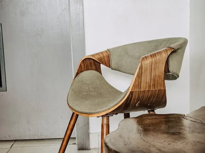 11. Curved Versus Angular Furniture Shapes (Image Credits: Pexels)