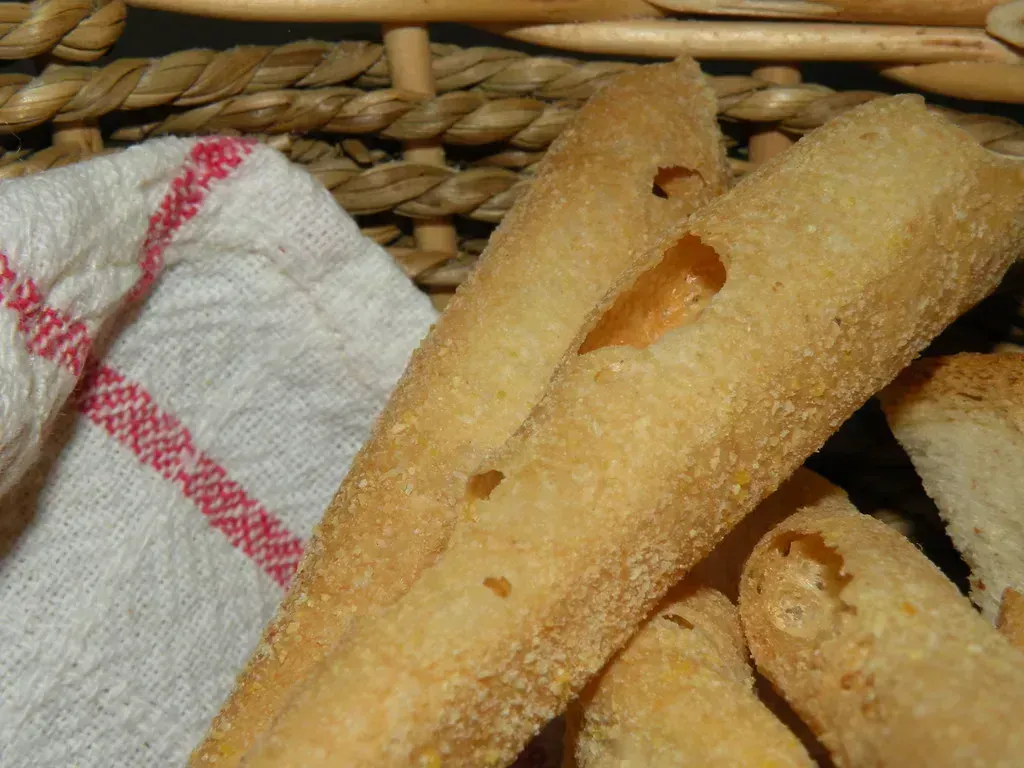 Breadsticks Only Stay Fresh for Seven Minutes (Image Credits: Flickr)