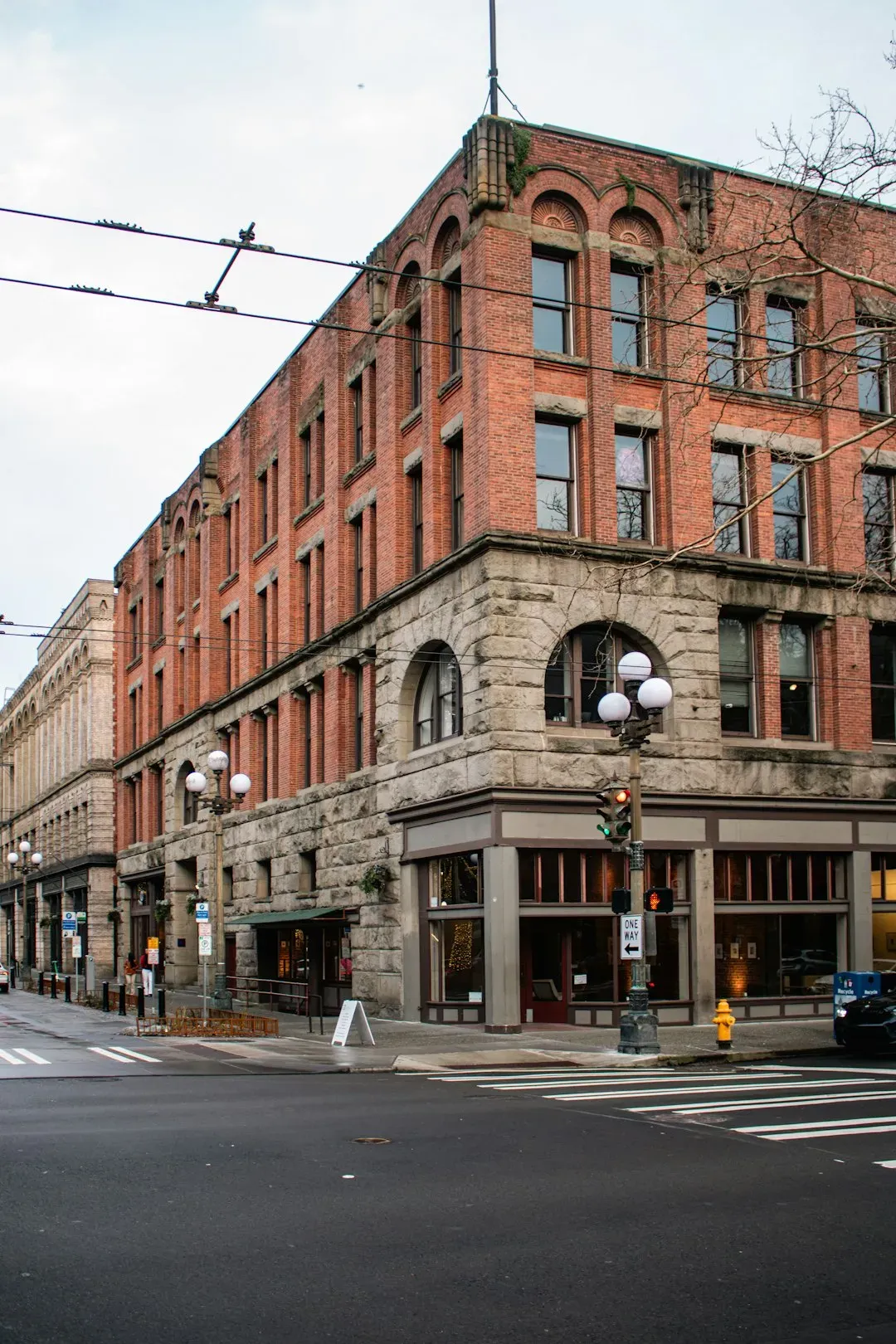 Seattle: Canadians Are Staying Home (Image Credits: Unsplash)