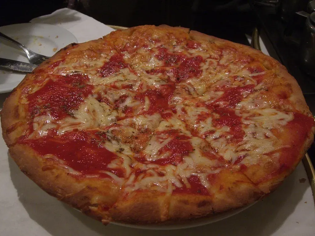 6. DiGiorno Rising Crust - Too Much Dough, Not Enough Wow (Image Credits: Flickr)