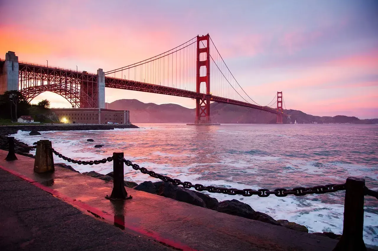 6. San Francisco, California - A Beautiful City That's Become Very Hard to Love (Image Credits: Pixabay)