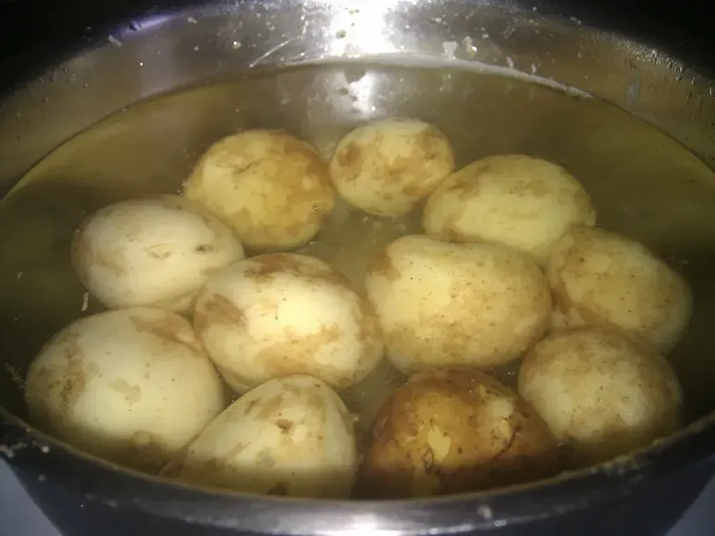 Those Potatoes Take Half an Hour to Make (Image Credits: Flickr)