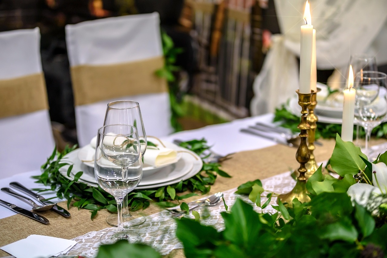 Excusing Yourself When Leaving the Table (Image Credits: Pixabay)