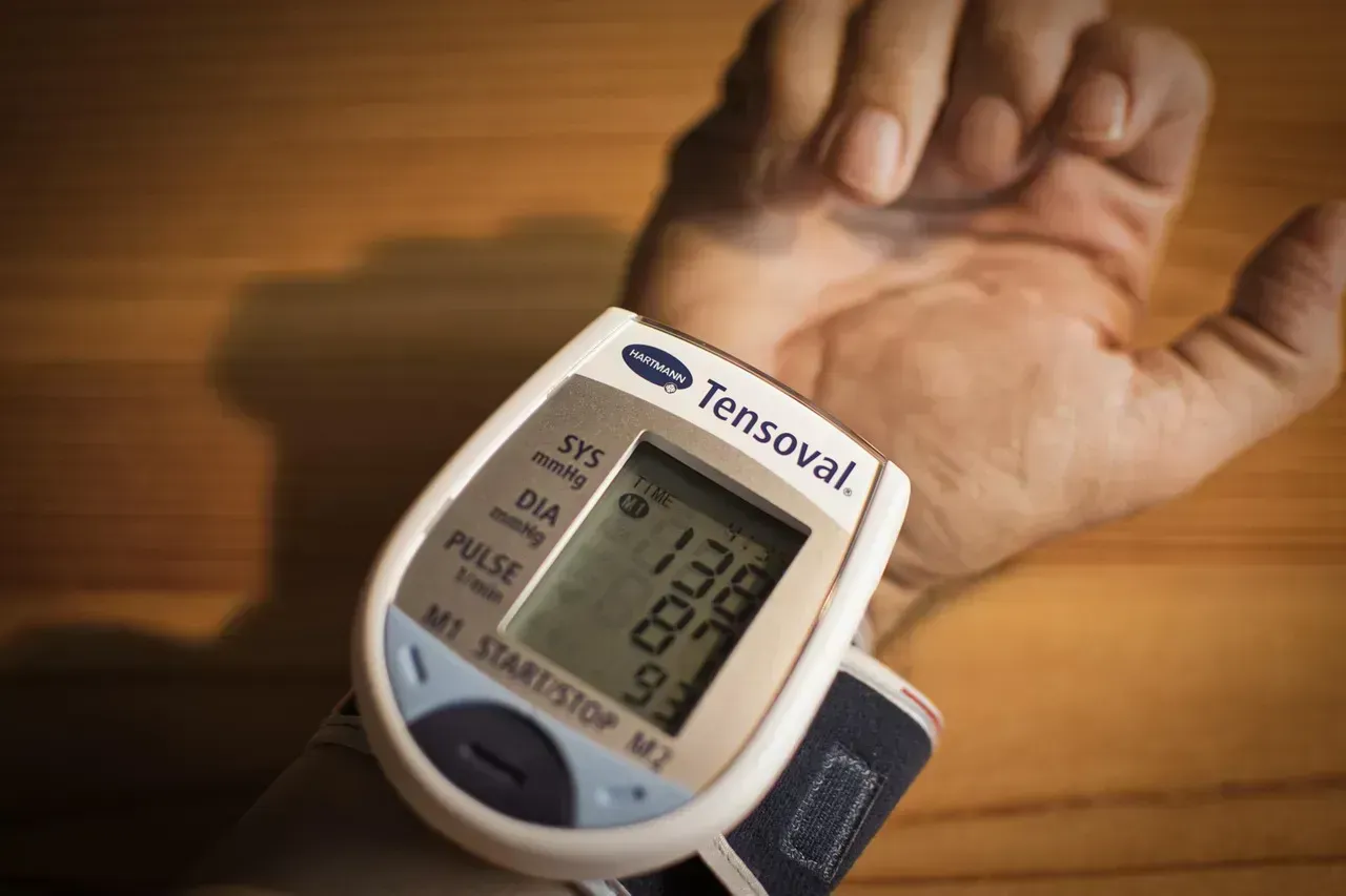 Oral Decongestants Containing Pseudoephedrine: The Blood Pressure Spikes Nobody Mentions (Image Credits: Pixabay)