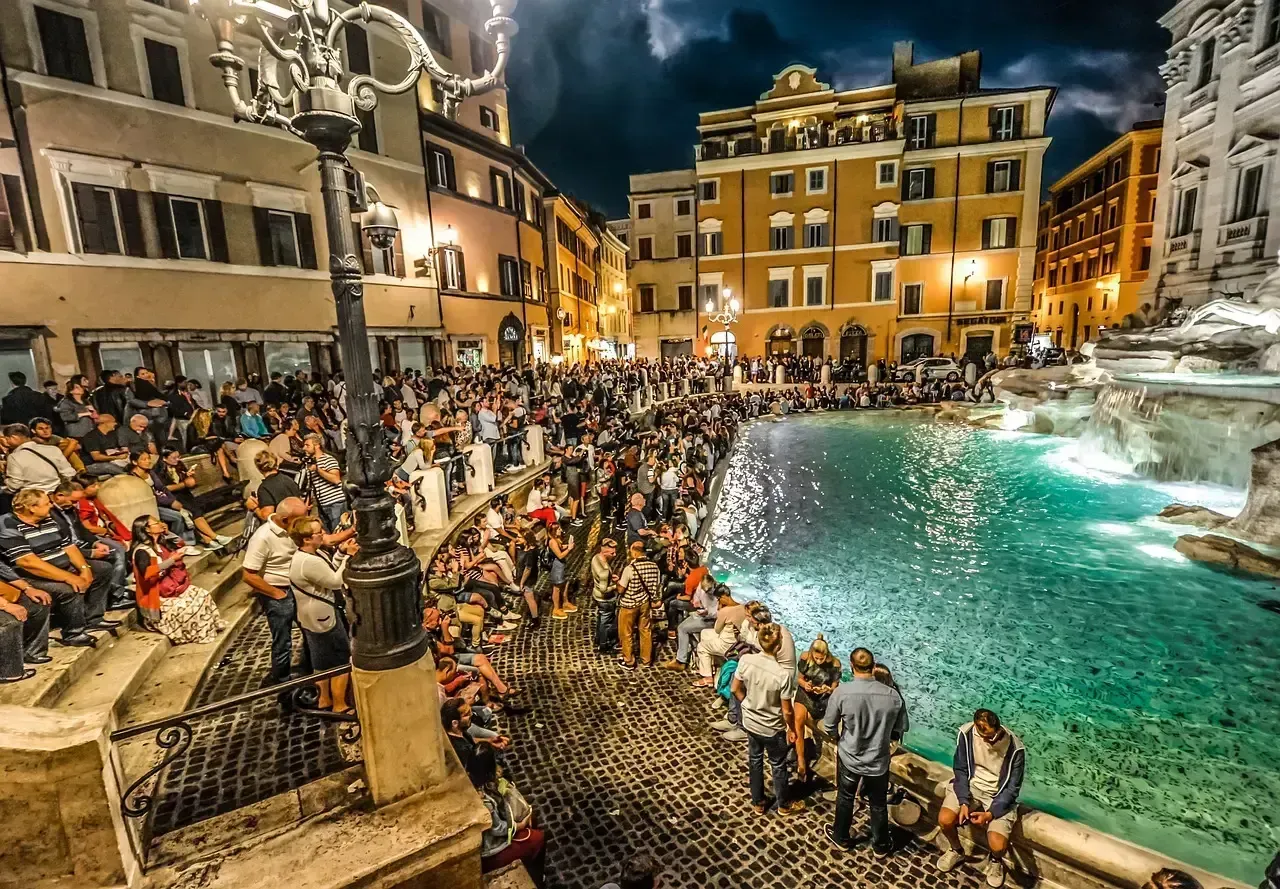 4. The Trevi Fountain, Rome: Romantic Dream, Crowded Reality (Image Credits: Pixabay)
