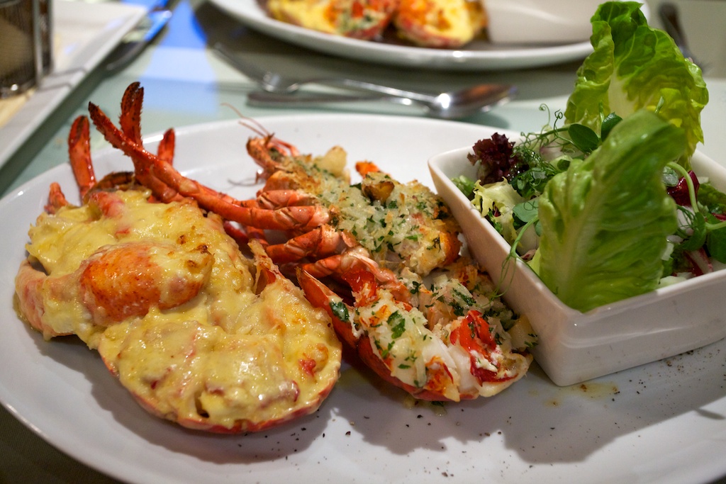 Lobster Thermidor (Image Credits: Wikimedia)