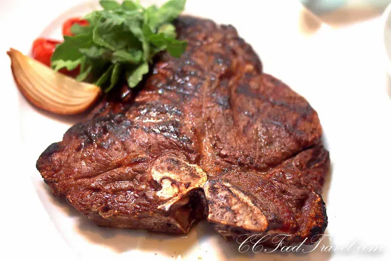 Porterhouse: Two Steaks In One Spectacular Package (Image Credits: Wikimedia)