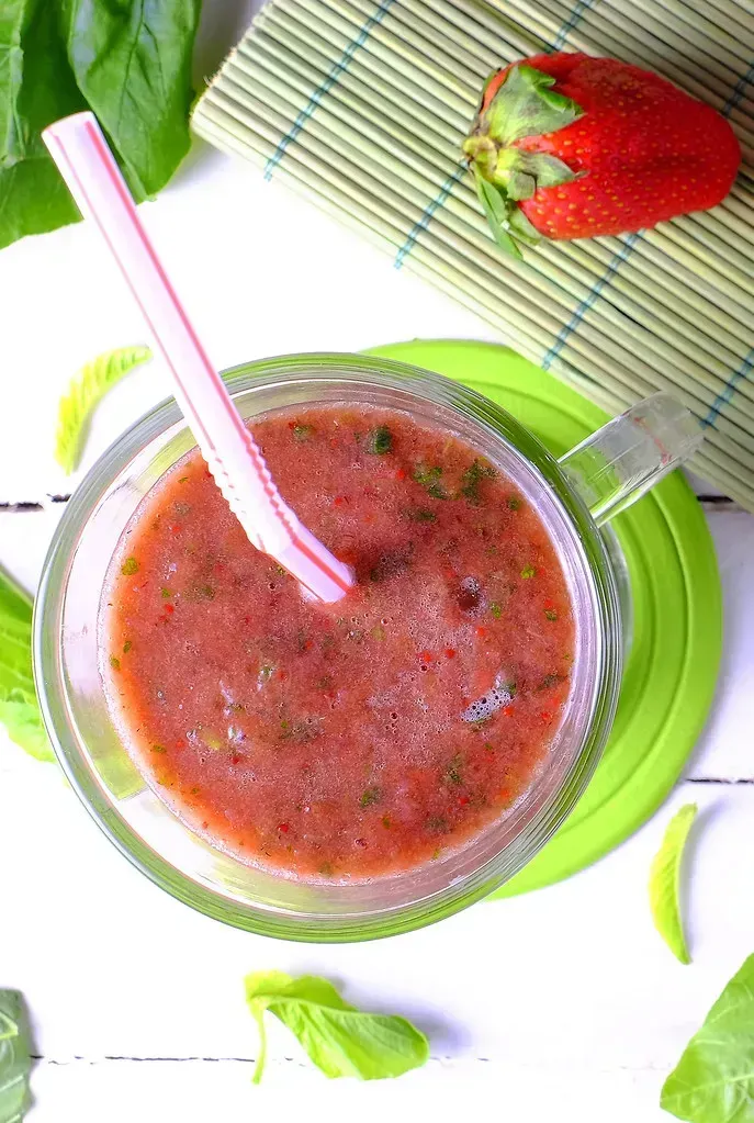 Commercially Produced Smoothies and Juices (Image Credits: Flickr)