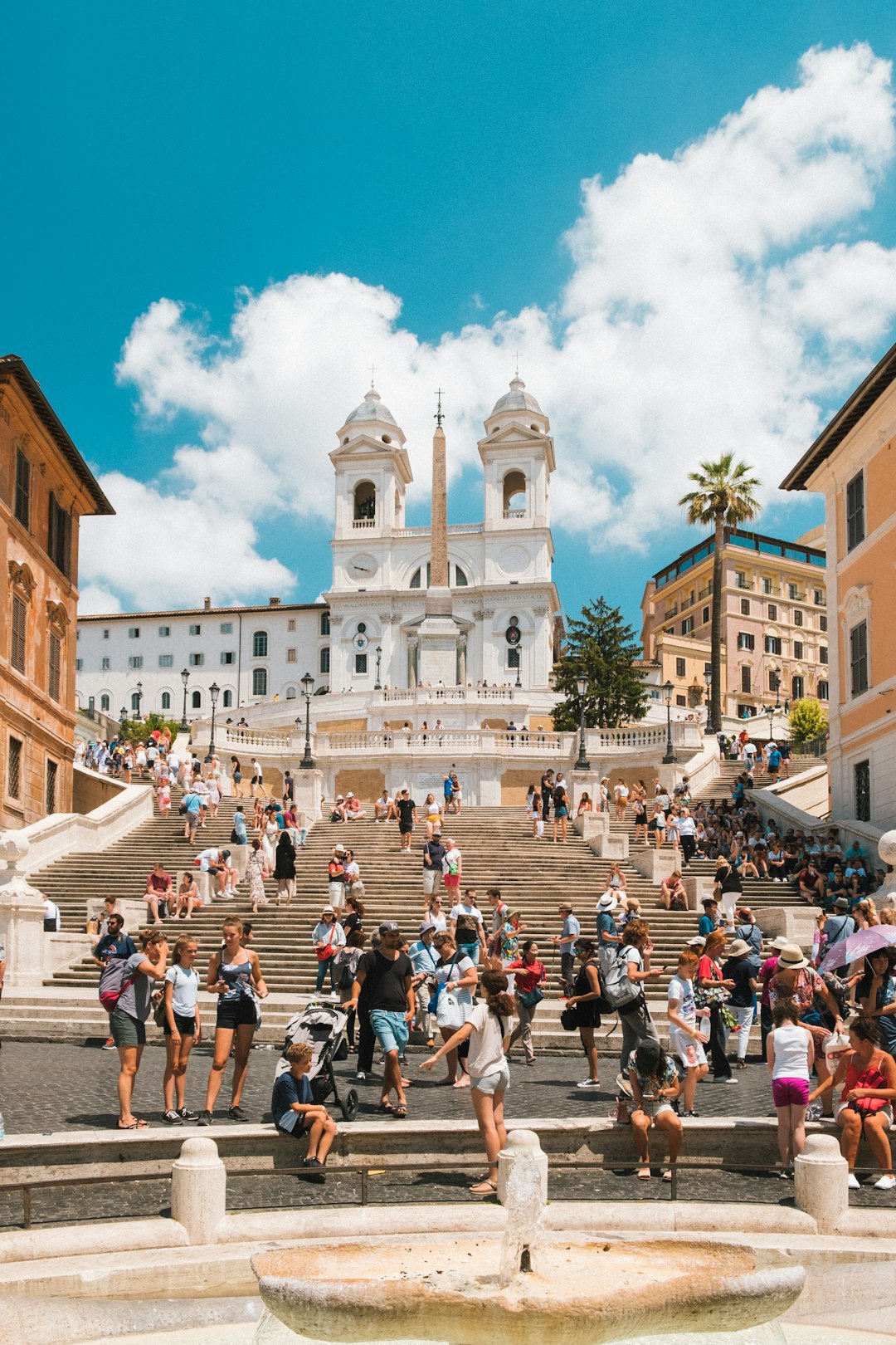 Understanding Record-Breaking Visitor Numbers (image credits: unsplash)