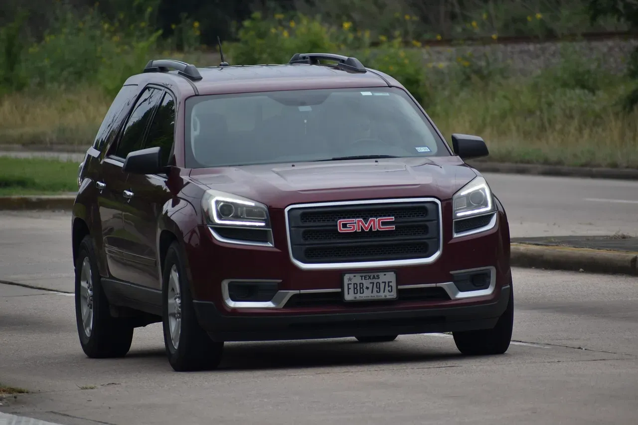 GMC Acadia: A Reliability Disaster (Image Credits: Pixabay)