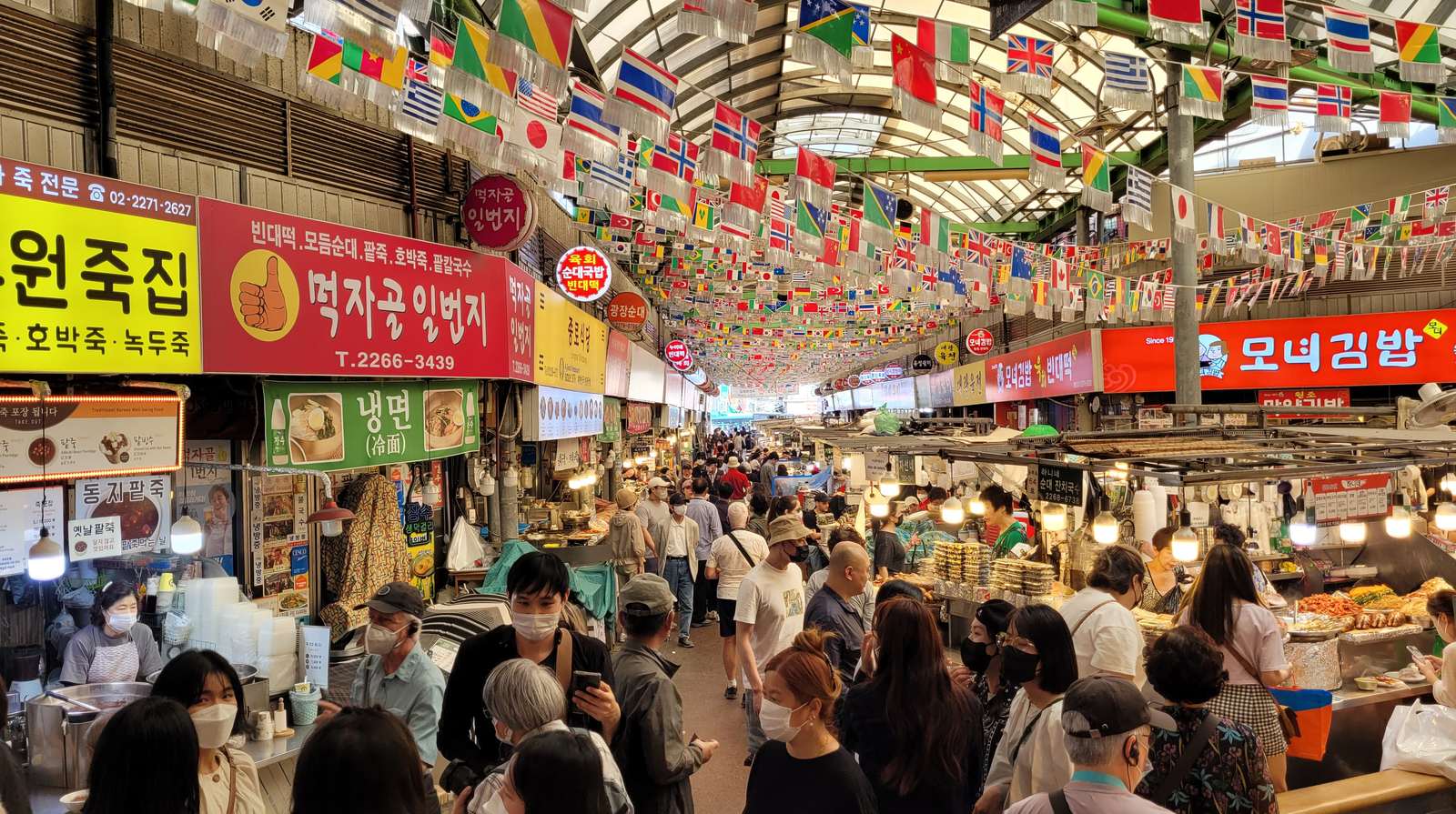 South Korea: Digital Innovation Meets Street Food Safety (Image Credits: Wikimedia)