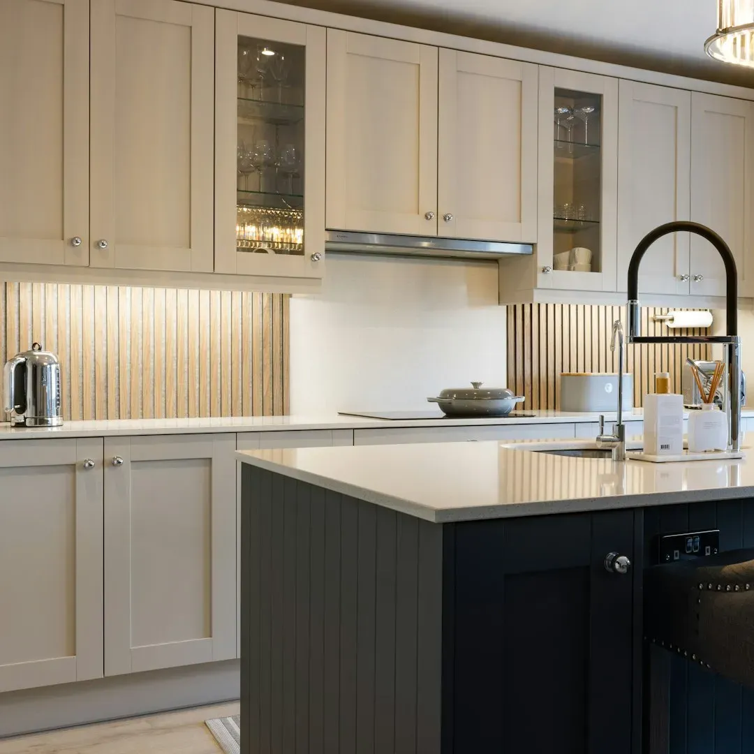 1. Kitchen Cabinets Are a Major Letdown (Image Credits: Unsplash)