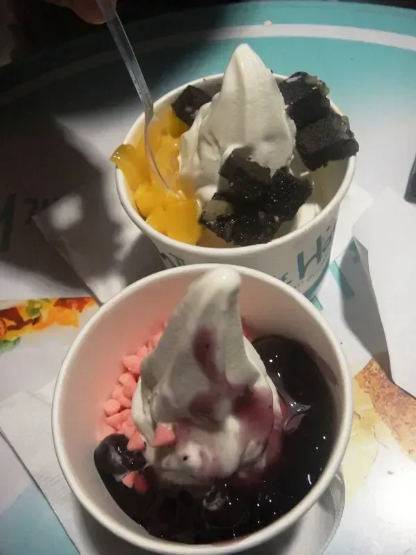 9. Frozen Meals Dressed Up as Convenient Nutrition (supermicah, Flickr, CC BY 2.0)