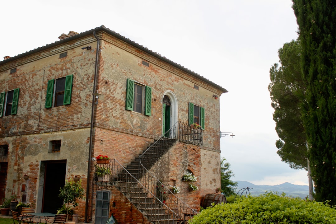 Master Slow Travel In Tuscany, Italy (image credits: unsplash)