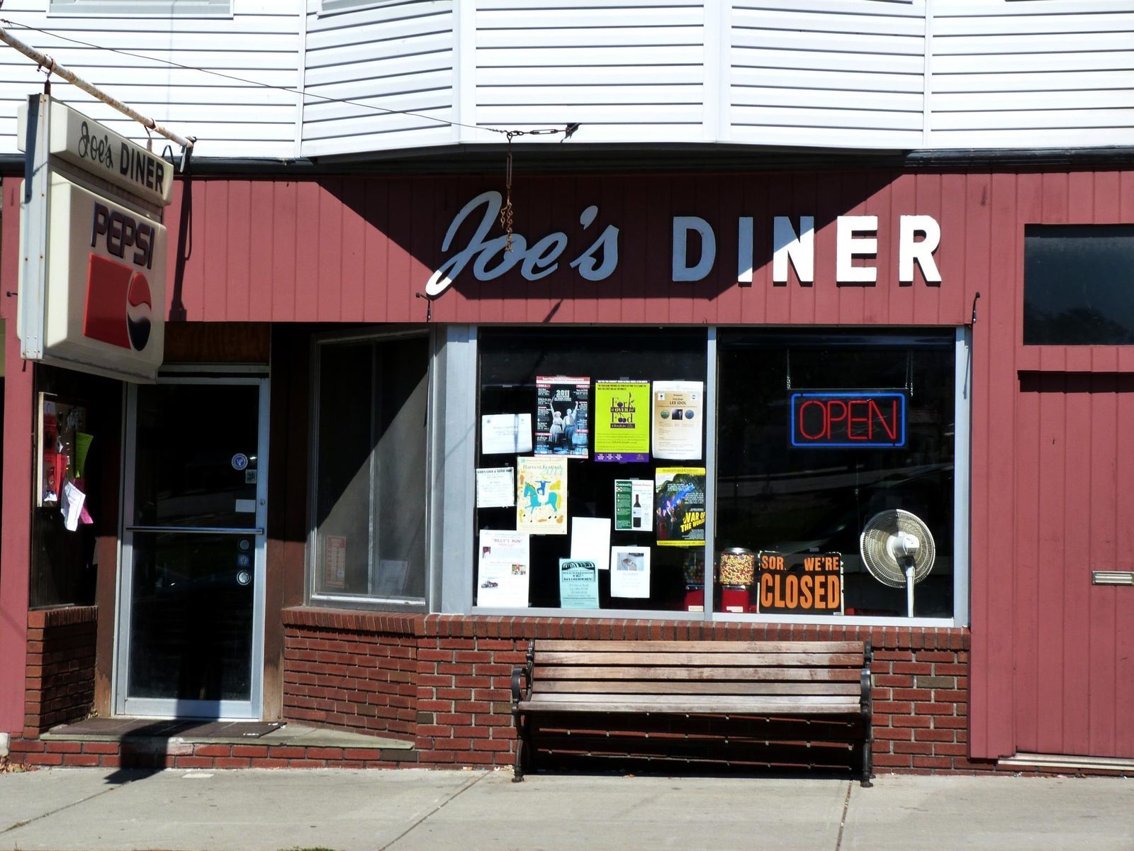 The Current Diner Crisis (Image Credits: Wikimedia)