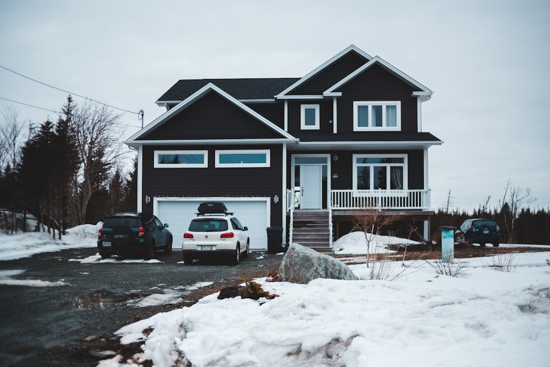 Canada: The Great White North's Affordability Nightmare (image credits: unsplash)
