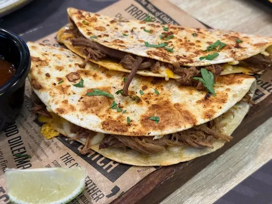 20. Ground Beef Quesadillas (Image Credits: Pexels)