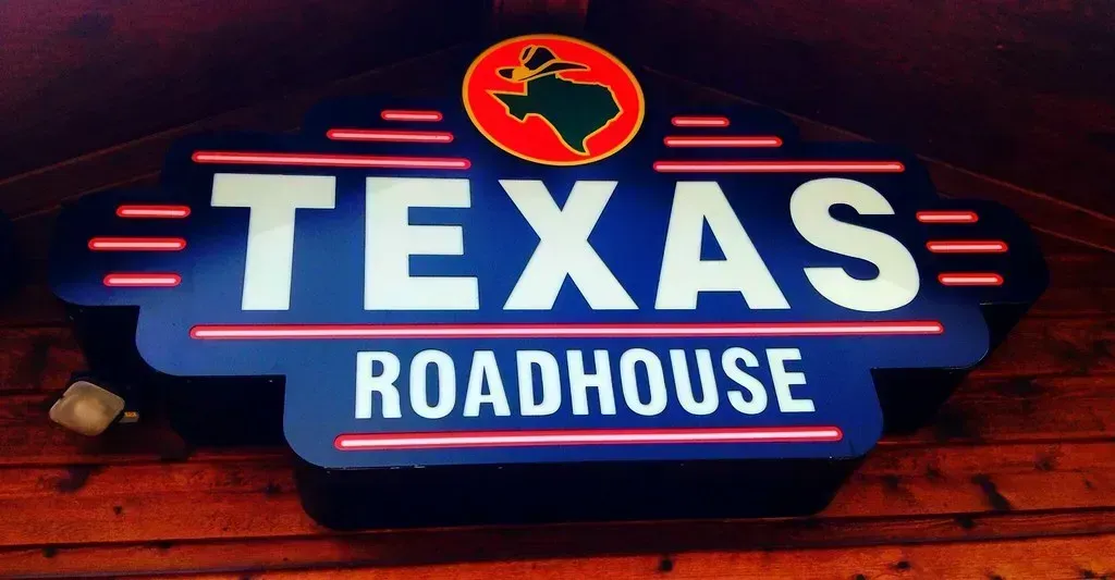 2. Texas Roadhouse (Image Credits: Flickr)