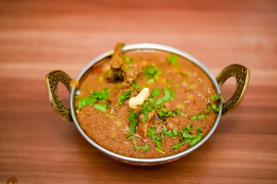 Vegetarian lentil and vegetable curry (Image Credits: Unsplash)