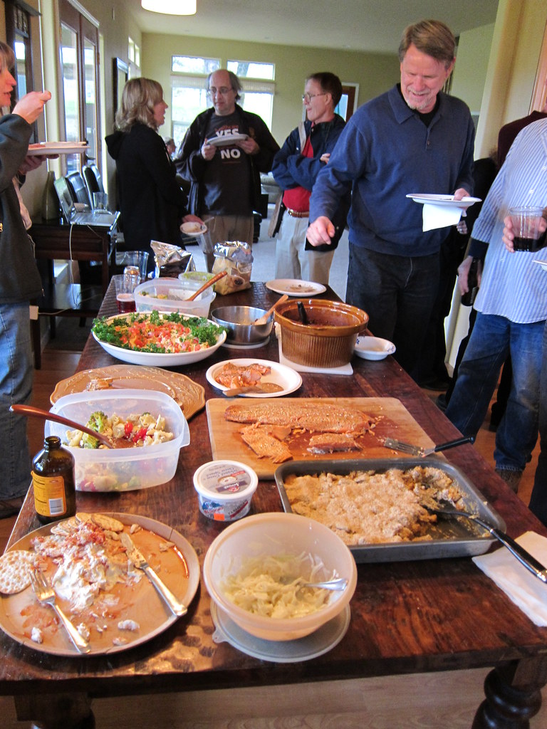 Church and Community Potlucks Displayed Social Standing (Image Credits: Flickr)