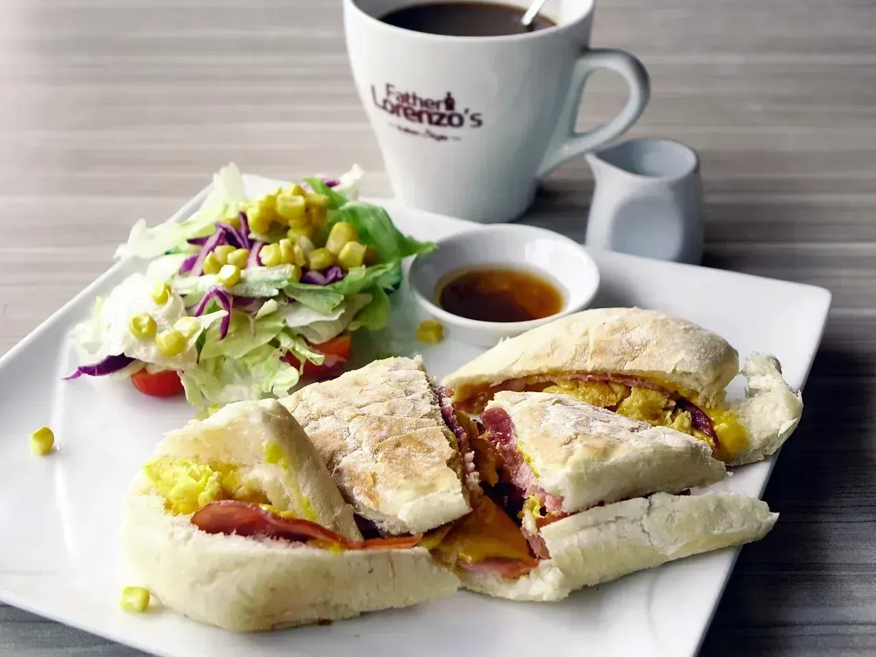 Ham Salad on a Roll (Image Credits: Pixabay)