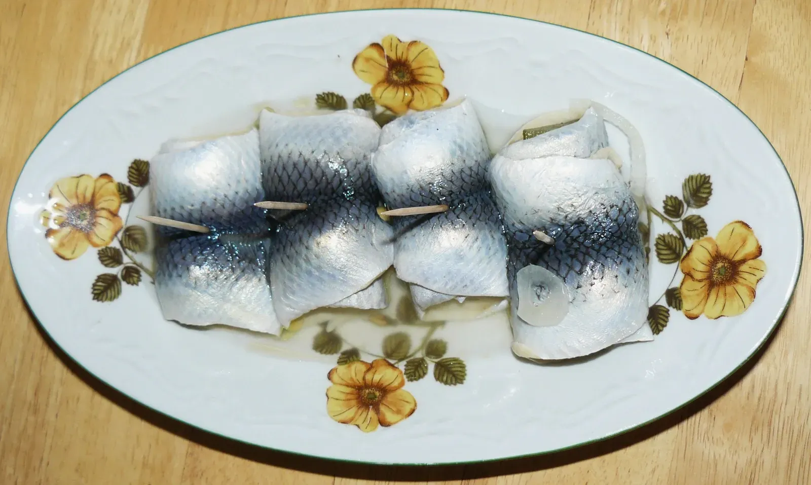 Pickled Herring (Image Credits: Wikimedia)